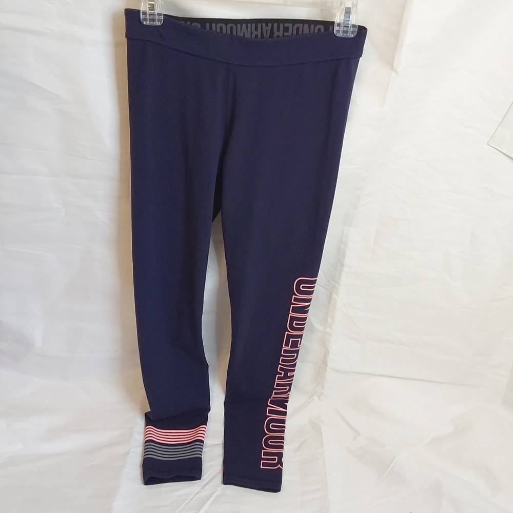 Women's Under Armour fitted leggings, yoga